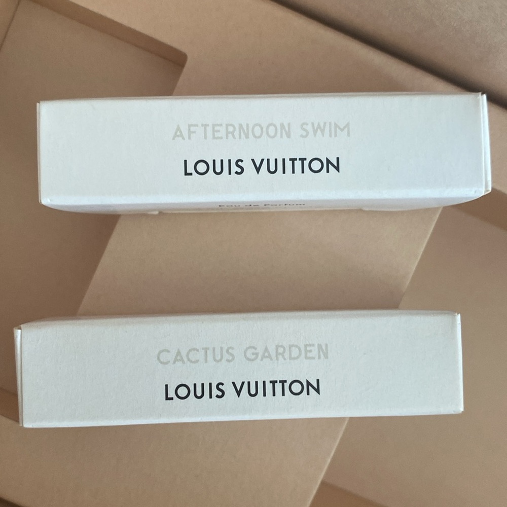 Louis Vuitton Perfume Set of 2 samples comes in LV box - Picture 6 of 7